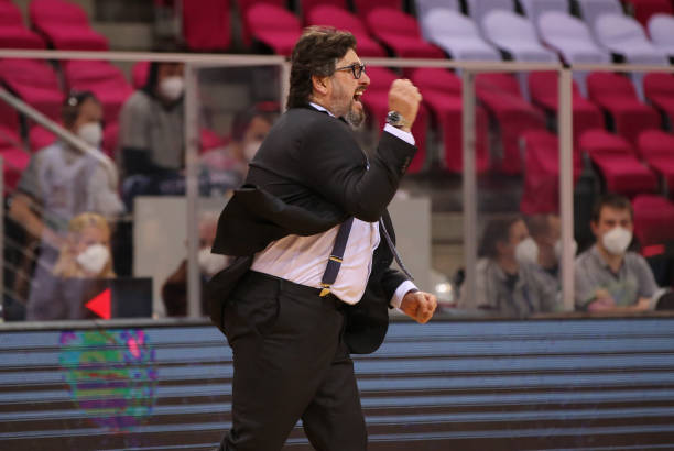 并通过不断 并通过不断