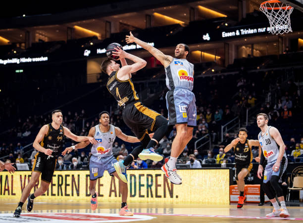 这场比赛对 这场比赛对